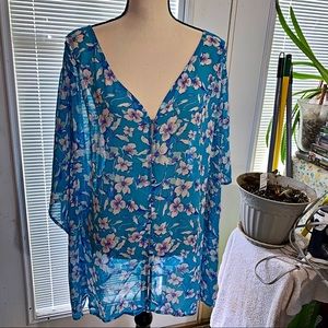 Torrid size 5x floral print chiffon top